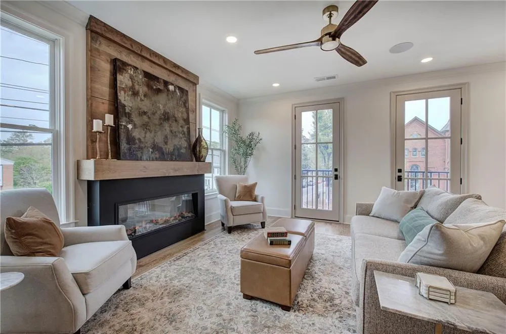 178 Main Street #204 Cartersville, GA 30120
