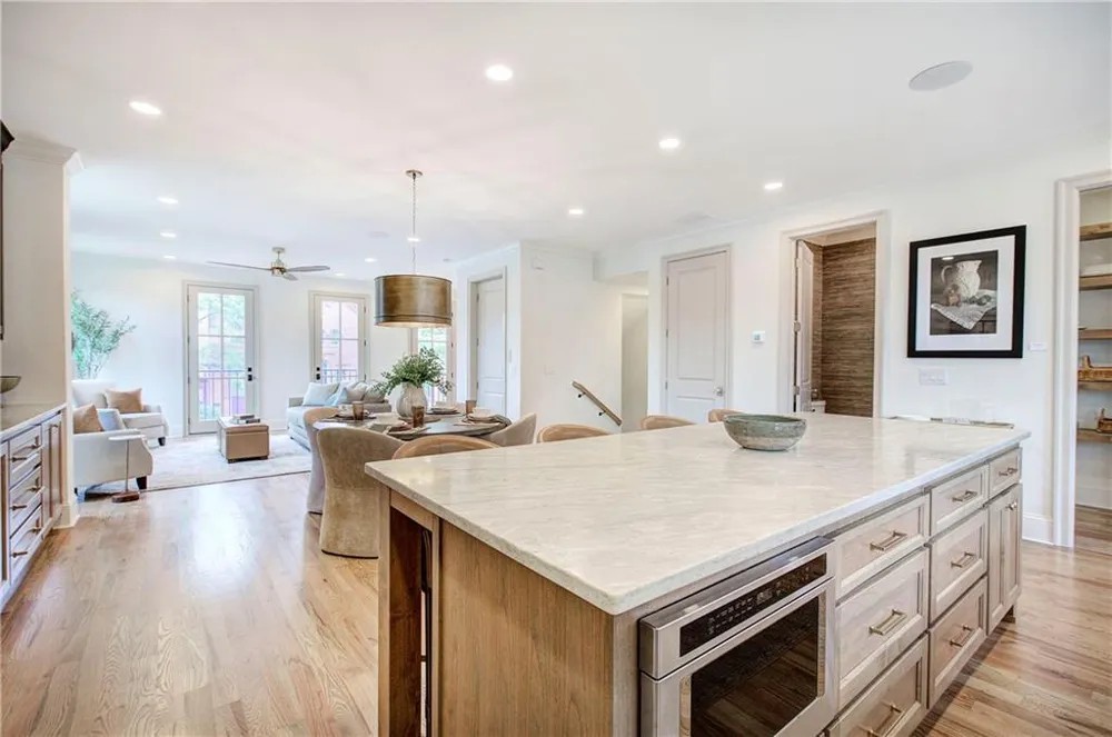 178 Main Street #204 Cartersville, GA 30120