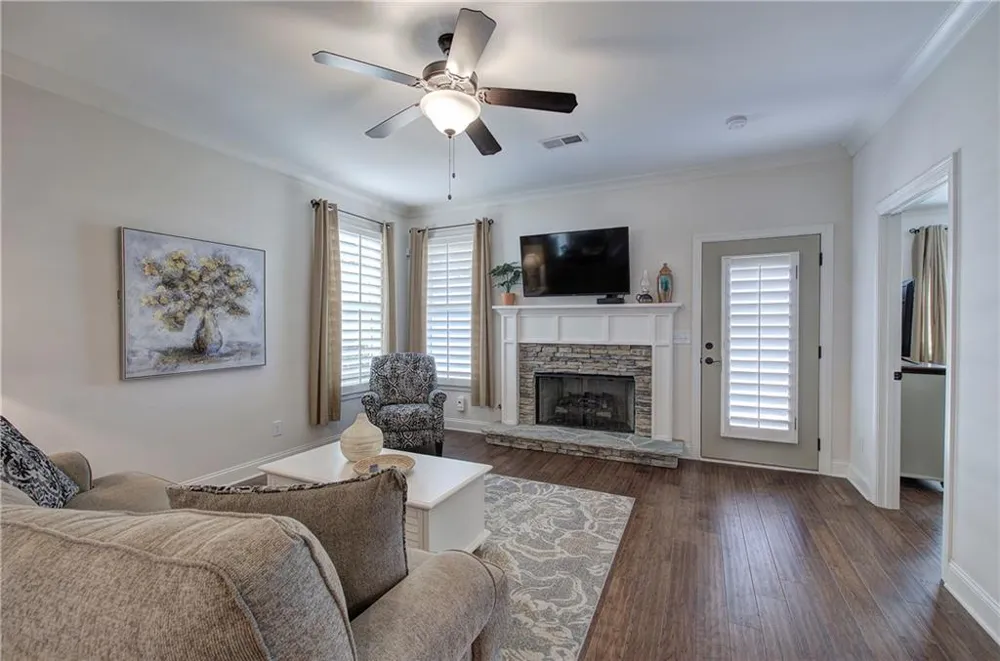 6 Encore Lane Cartersville, GA 30120