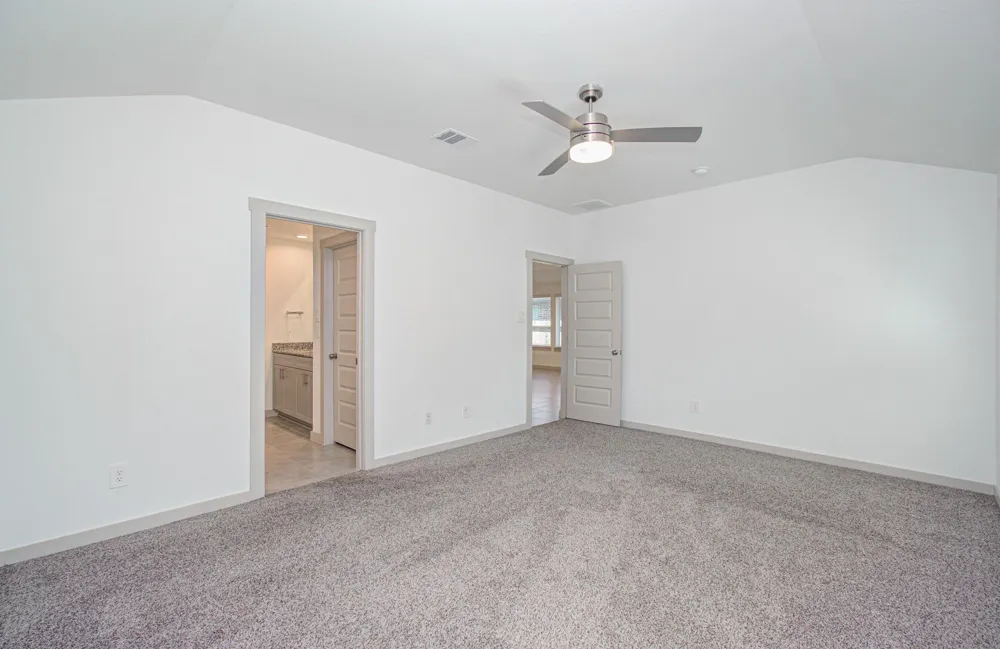 5047 Natchez Trace Arcola, TX 77545