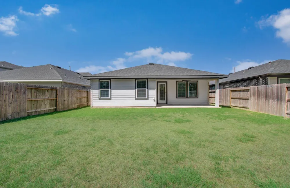 5047 Natchez Trace Arcola, TX 77545