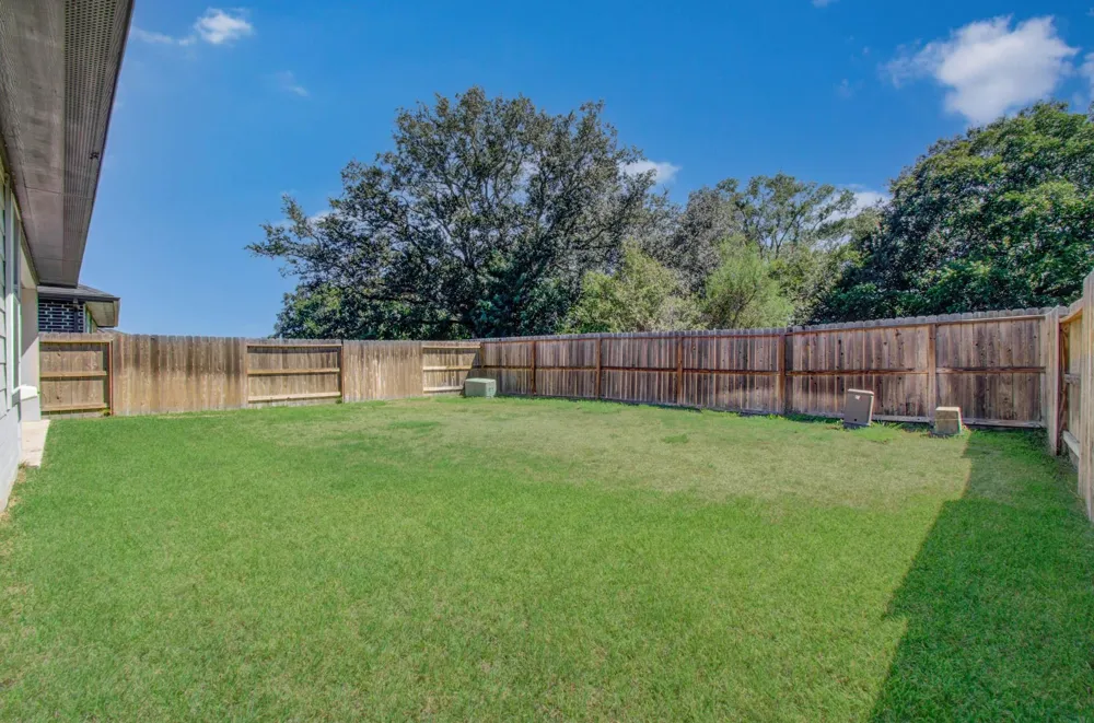 5047 Natchez Trace Arcola, TX 77545