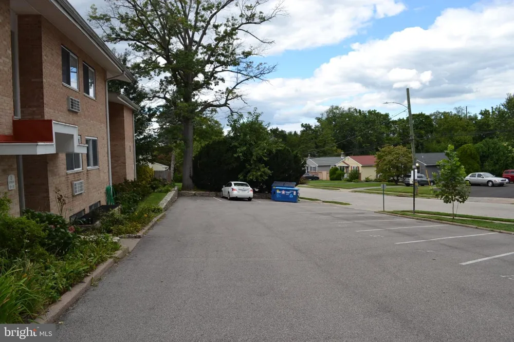 650 BROOKE RD #B-23 Glenside, PA 19038