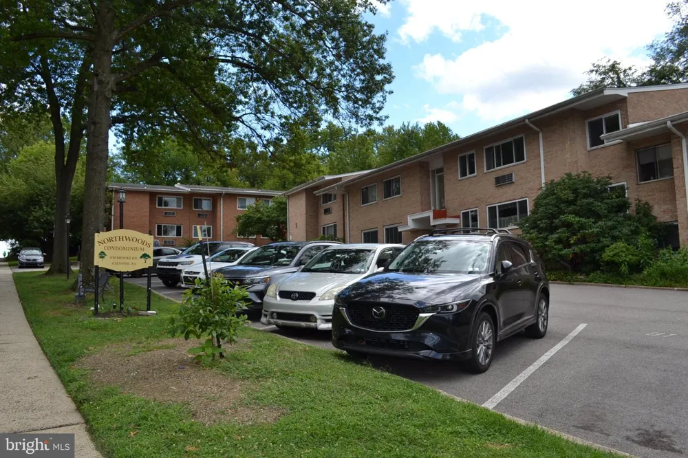 650 BROOKE RD #B-23 Glenside, PA 19038