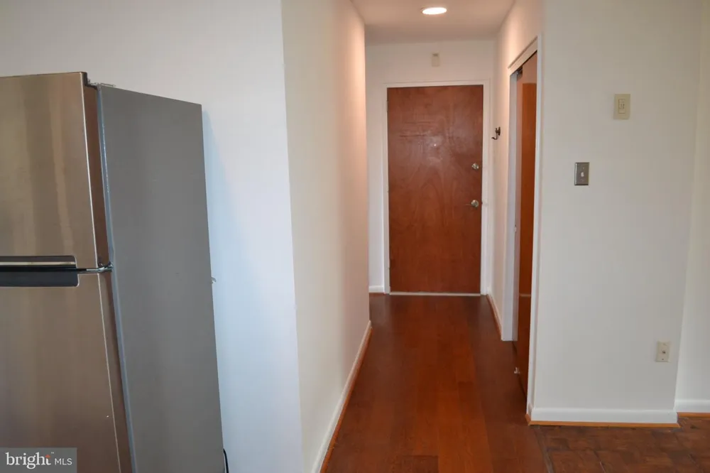 650 BROOKE RD #B-23 Glenside, PA 19038