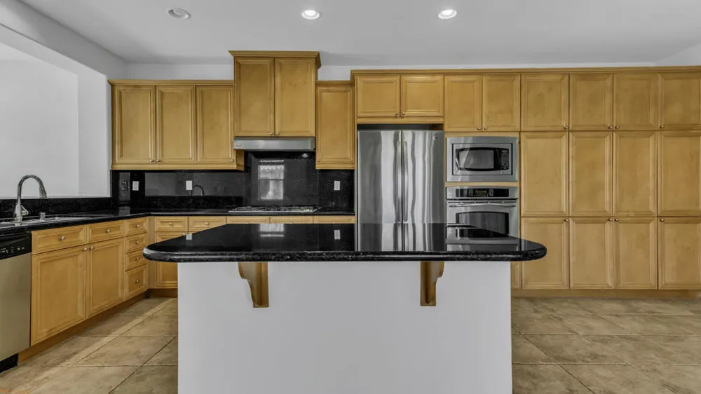 1023 Via Fortuna Palm Desert, CA 92260