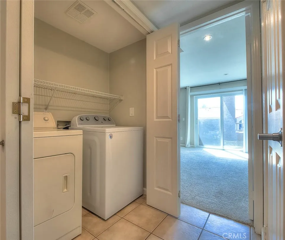 1015 La Terraza #304 Corona, CA 92879