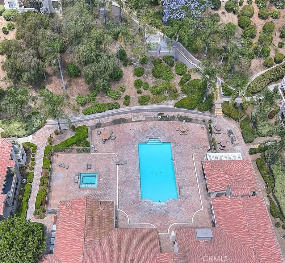 1015 La Terraza #304 Corona, CA 92879
