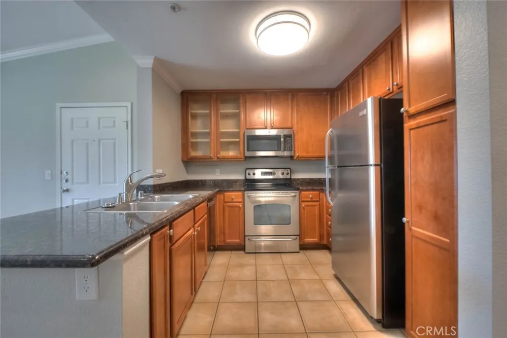 1015 La Terraza #304 Corona, CA 92879