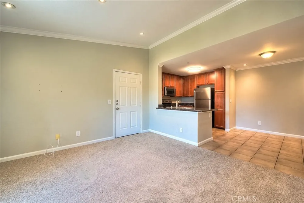 1015 La Terraza #304 Corona, CA 92879