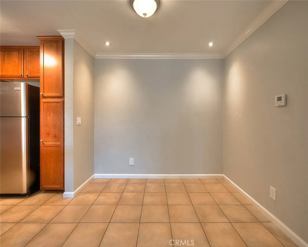 1015 La Terraza #304 Corona, CA 92879