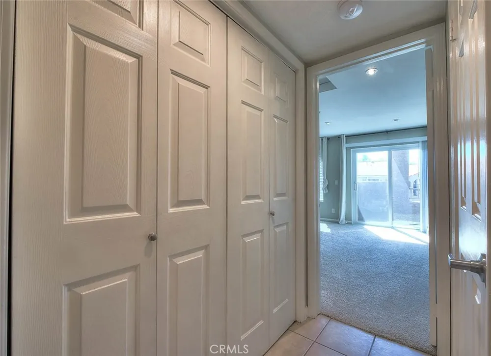 1015 La Terraza #304 Corona, CA 92879
