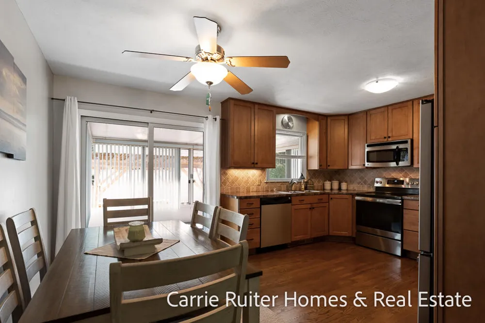 17232 W Spring Lake Road Spring Lake, MI 49456