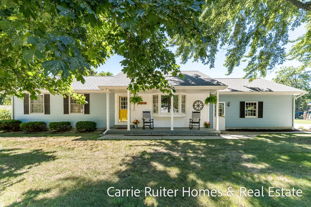 17232 W Spring Lake Road Spring Lake, MI 49456