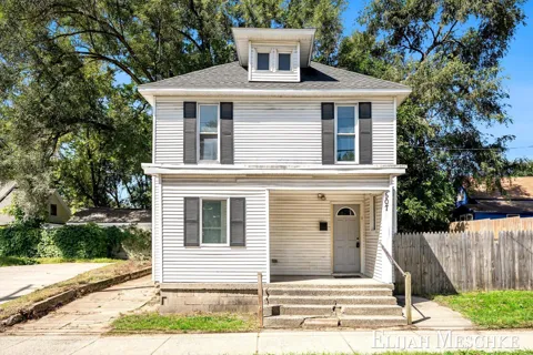 507 Fuller Avenue SE