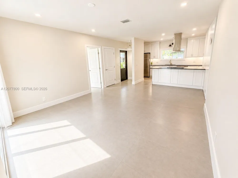 11777 SW 81st Rd #1 Pinecrest, FL 33156
