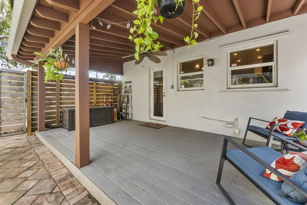 1627 NE 17TH AVENUE Fort Lauderdale, FL 33305