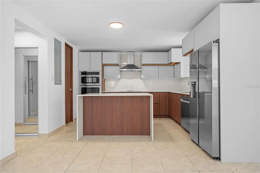 640 GOLFO DE ALASKA #H640 Dorado, PR 00646