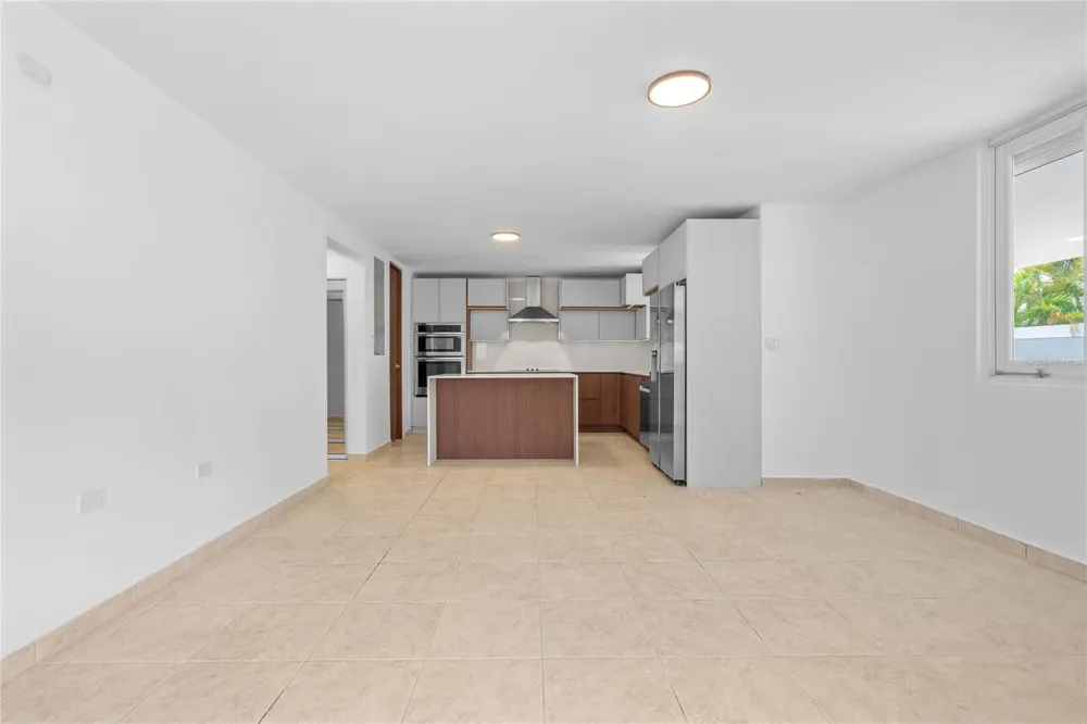 640 GOLFO DE ALASKA #H640 Dorado, PR 00646