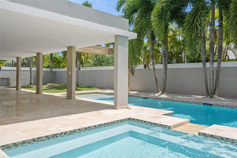 640 GOLFO DE ALASKA #H640 Dorado, PR 00646