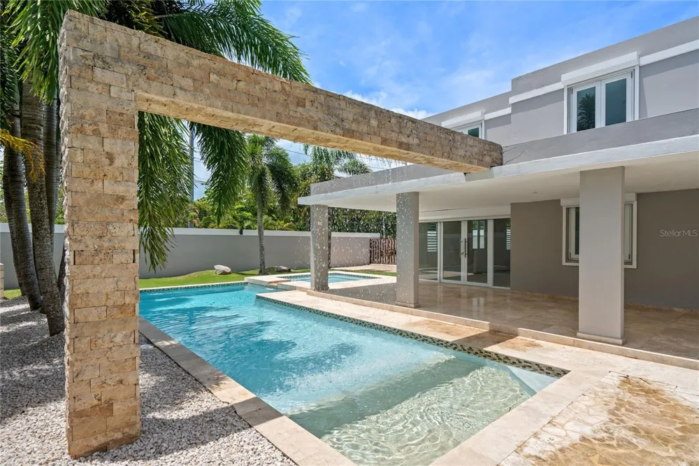 640 GOLFO DE ALASKA #H640 Dorado, PR 00646