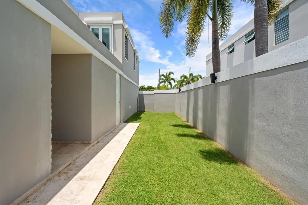 640 GOLFO DE ALASKA #H640 Dorado, PR 00646