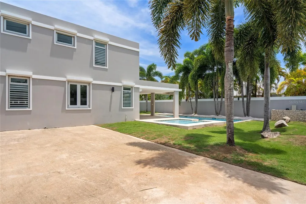 640 GOLFO DE ALASKA #H640 Dorado, PR 00646