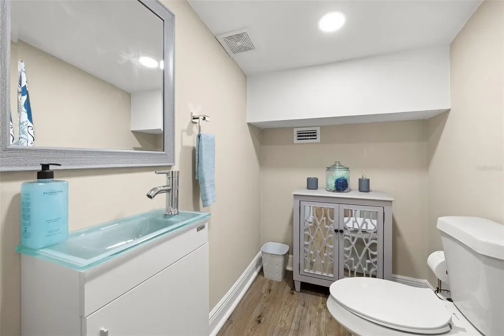 551 OMAHA STREET Palm Harbor, FL 34683