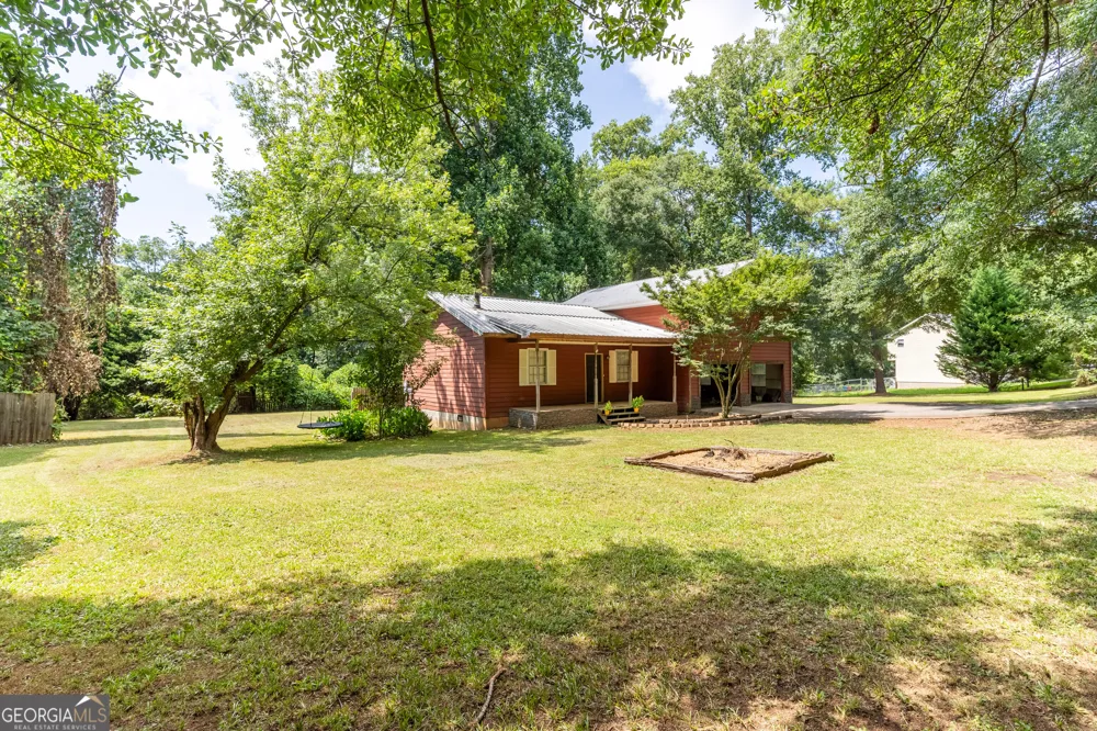 111 Willow ST Commerce, GA 30529