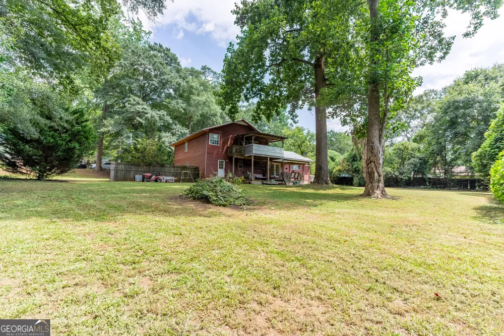 111 Willow ST Commerce, GA 30529