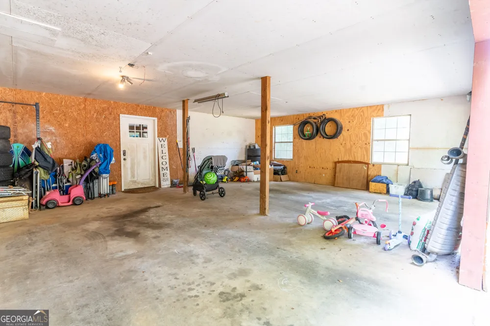 111 Willow ST Commerce, GA 30529