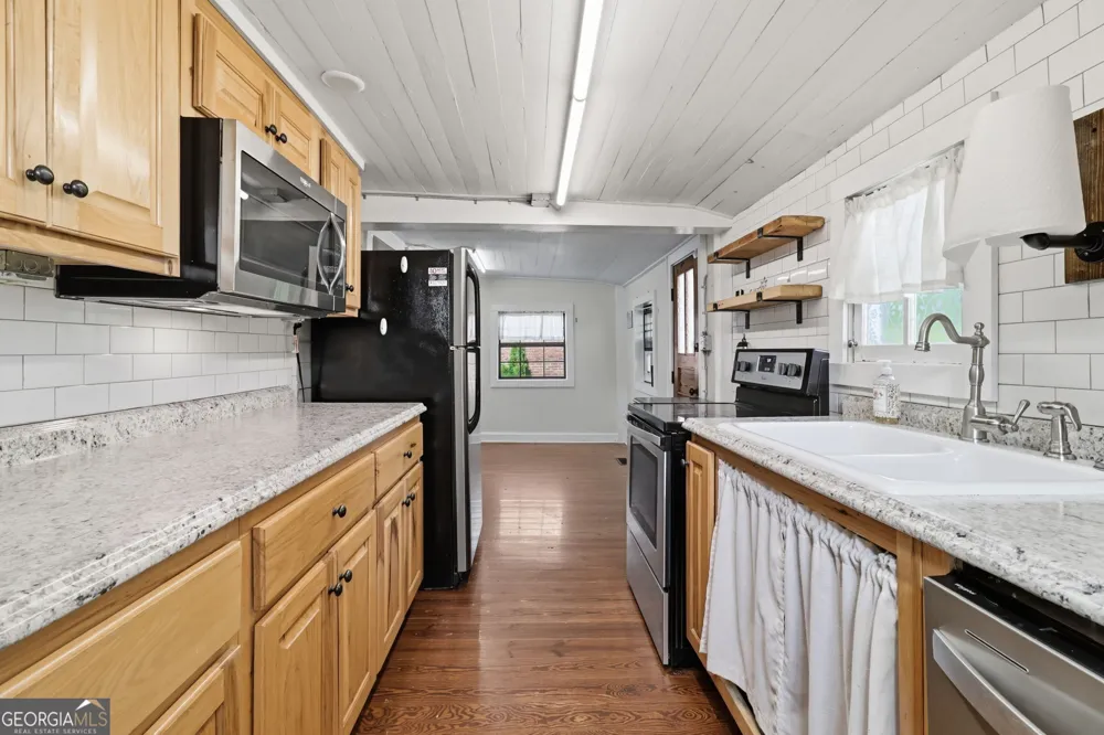 206 Kell ST Ellijay, GA 30540