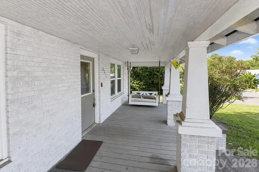 401 Oakland Avenue Statesville, NC 28677