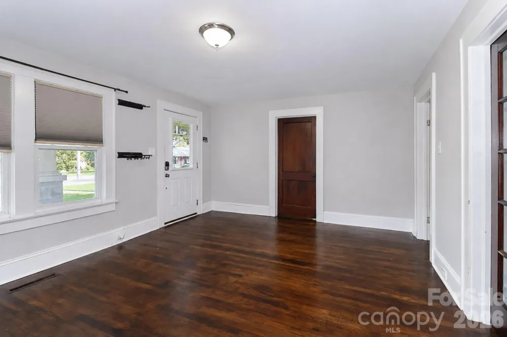 401 Oakland Avenue Statesville, NC 28677