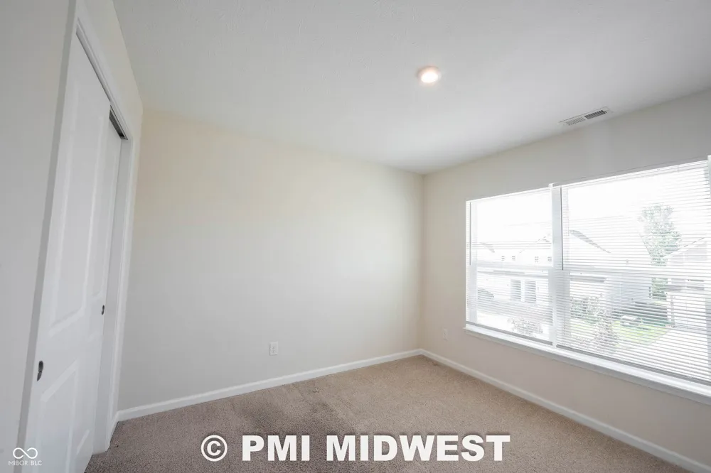 10828 Penwell Way Indianapolis, IN 46235