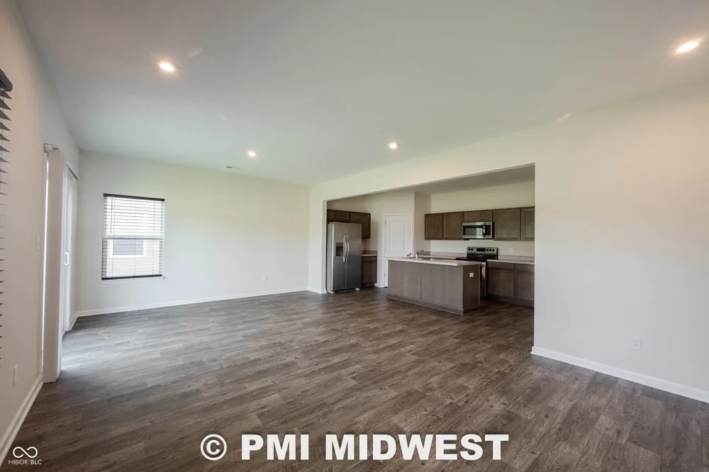 10828 Penwell Way Indianapolis, IN 46235