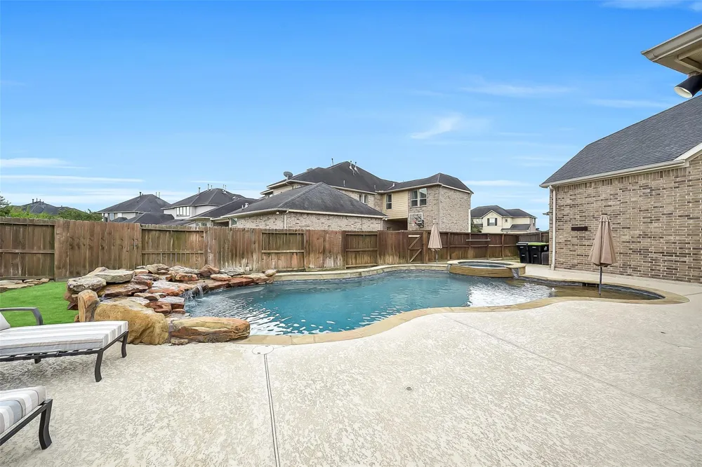 28303 Island Manor Lane Fulshear, TX 77441