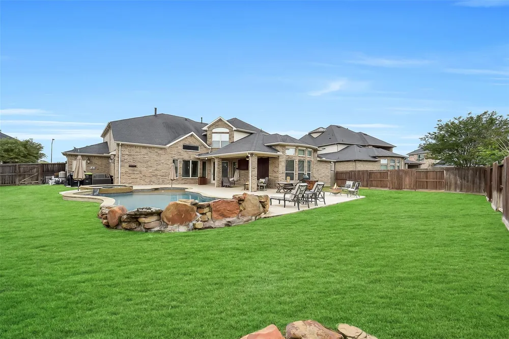 28303 Island Manor Lane Fulshear, TX 77441