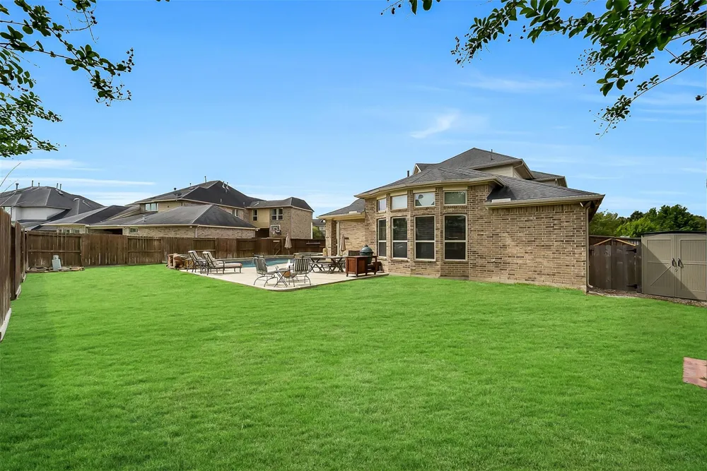 28303 Island Manor Lane Fulshear, TX 77441