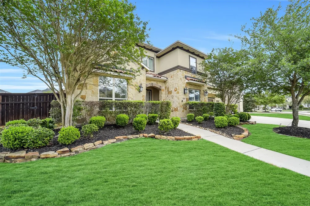 28303 Island Manor Lane Fulshear, TX 77441