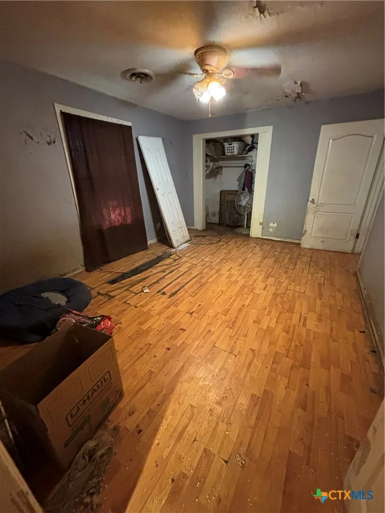 2505 Cardinal Street Victoria, TX 77901