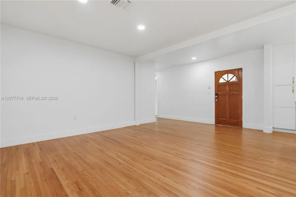 13040 Miami Ave Miami, FL 33168