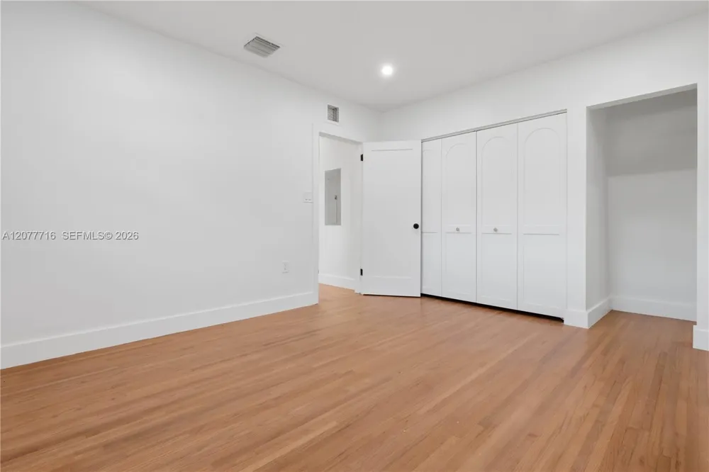 13040 Miami Ave Miami, FL 33168