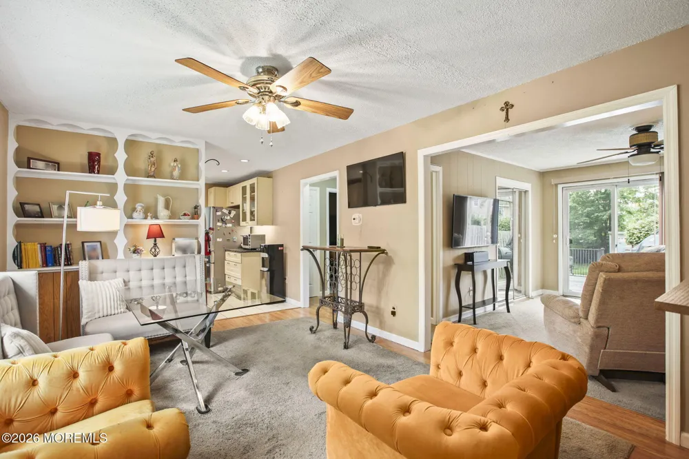 21 Fairway Drive Toms River, NJ 08753