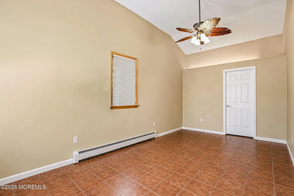 21 Fairway Drive Toms River, NJ 08753