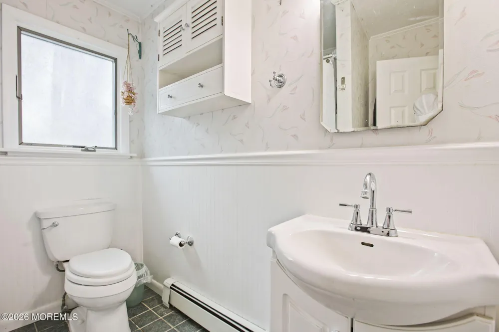 21 Fairway Drive Toms River, NJ 08753