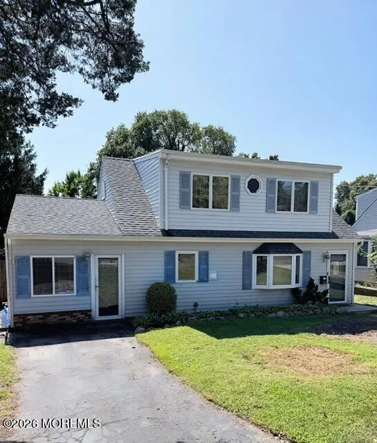 21 Fairway Drive Toms River, NJ 08753
