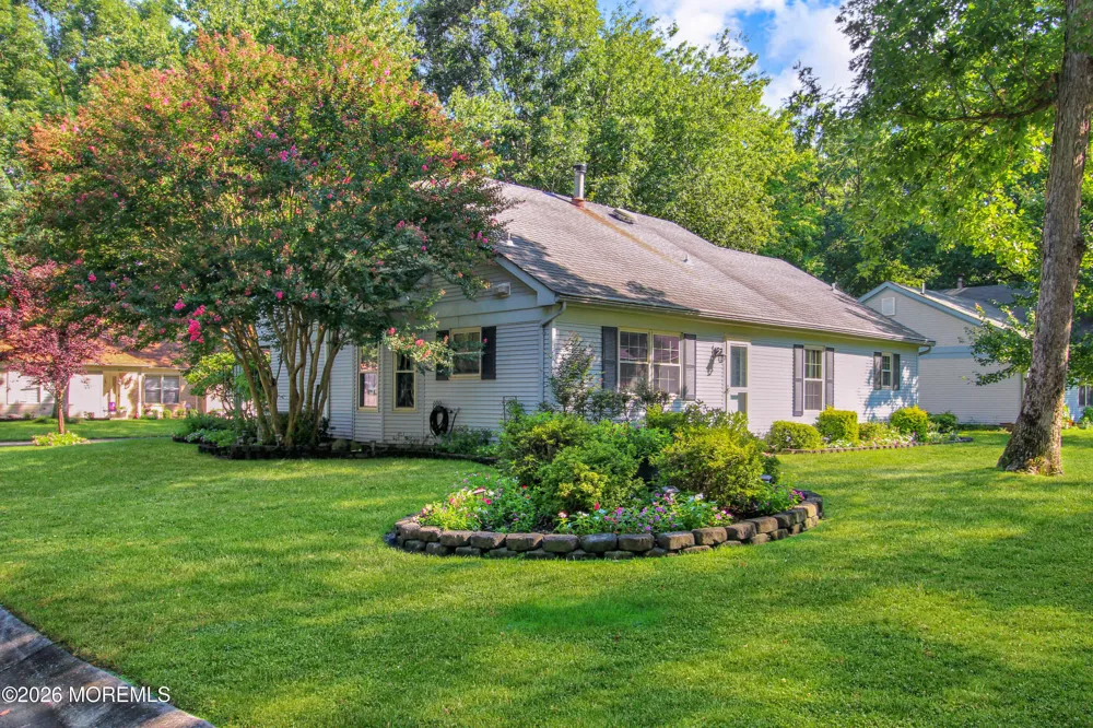514 Petunia Lane Whiting, NJ 08759