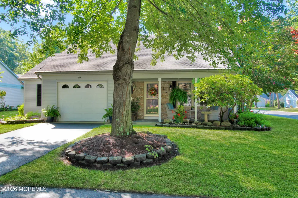 514 Petunia Lane Whiting, NJ 08759