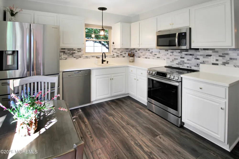 514 Petunia Lane Whiting, NJ 08759
